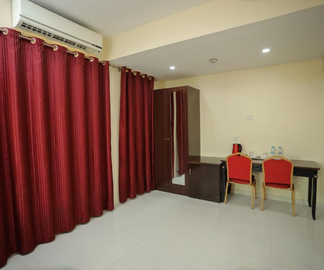 Al Sharq Hotel - Baithans Sharjah Exteriör bild